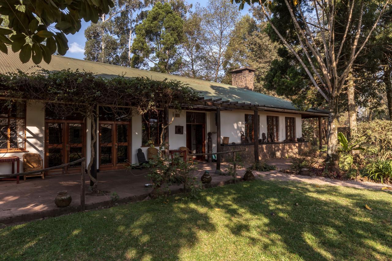 Travellers Rest Hotel Kisoro Exteriör bild