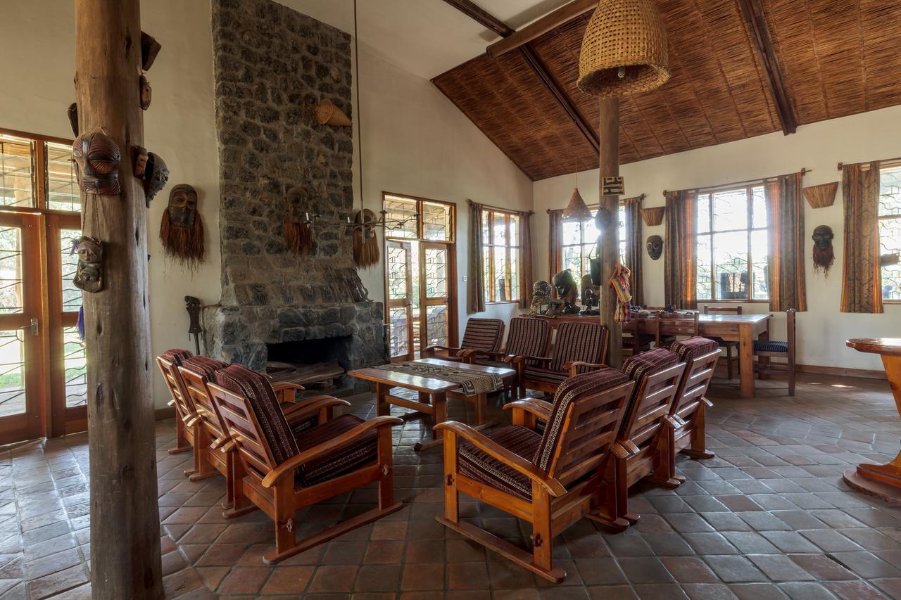 Travellers Rest Hotel Kisoro Exteriör bild