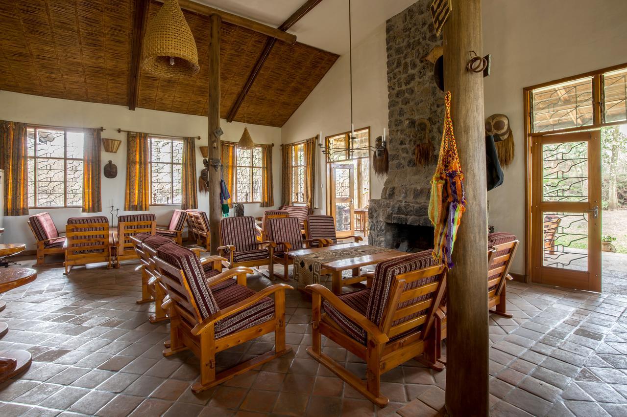 Travellers Rest Hotel Kisoro Exteriör bild